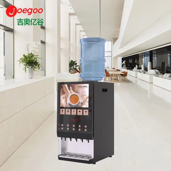 Qahva choyi va issiq suv mashinasi