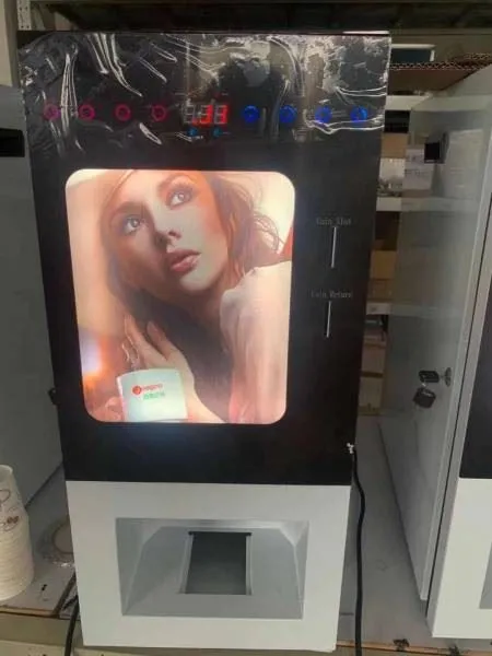 Yangi kofe sotish mashinasi